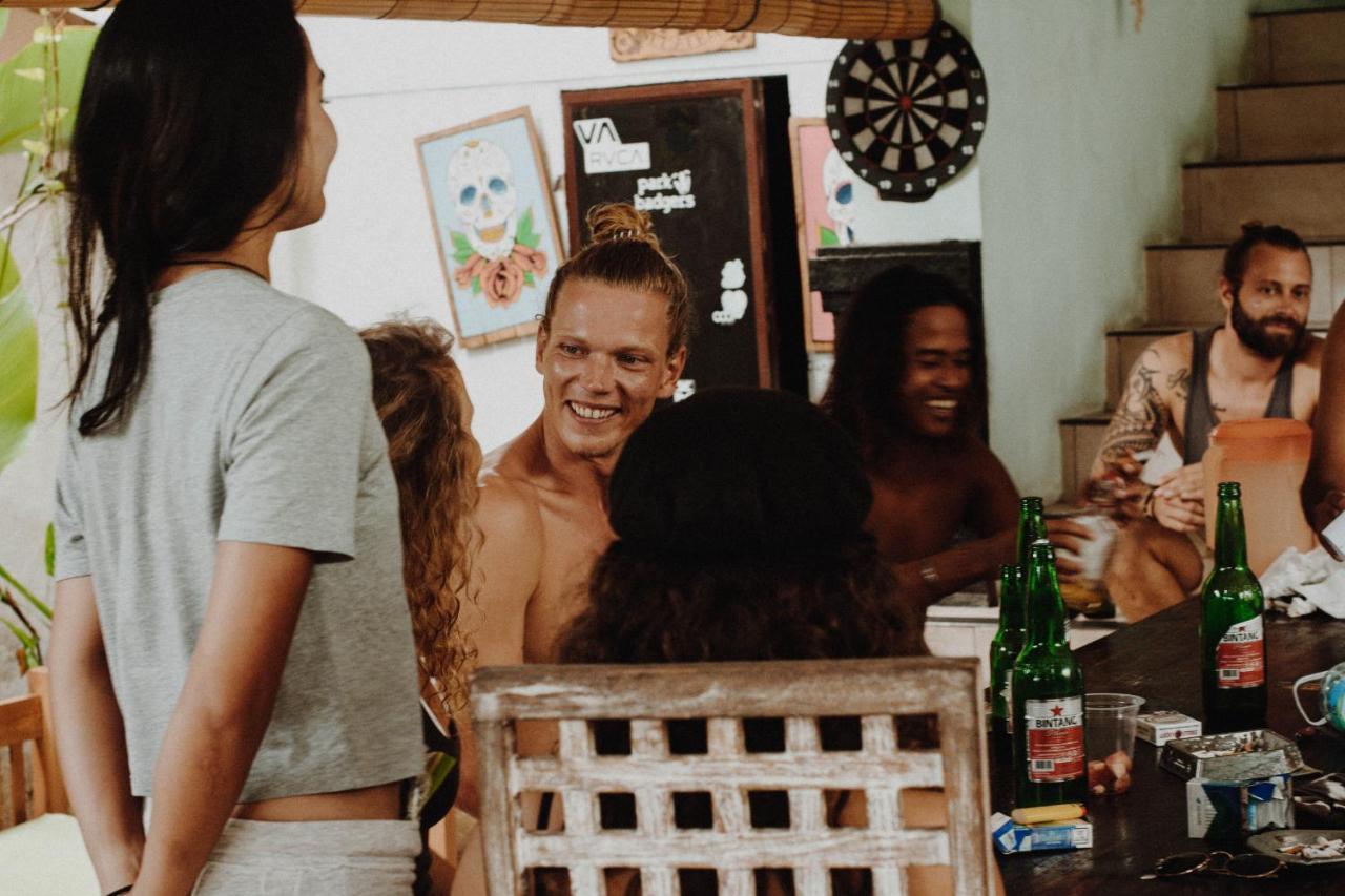 Canggu Surf Hostel Екстериор снимка