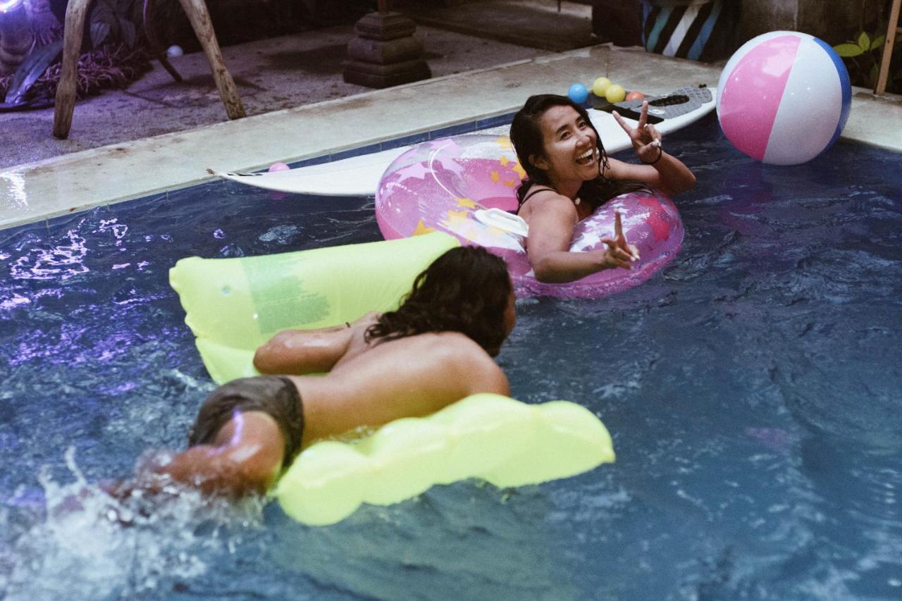 Canggu Surf Hostel Екстериор снимка
